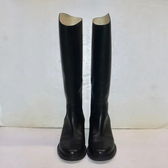 CHANEL Black Over the Knee Leather Boots - Picture 3 of 7